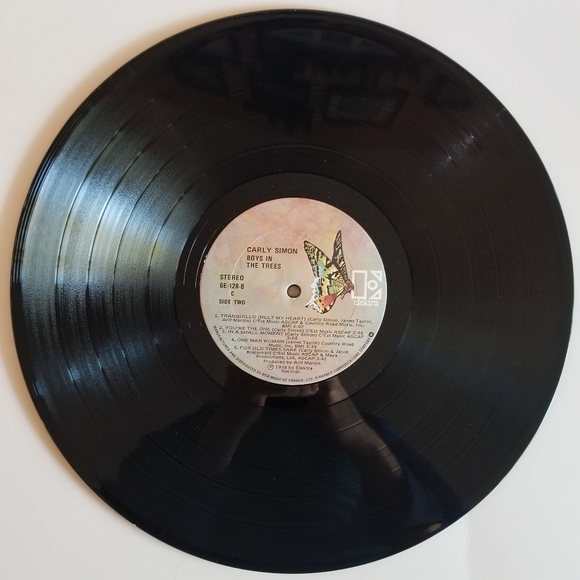 Carly Simon 'Boys in the Trees' Album Vinyl LP Record ⏺3/$40+Free Shipping!🚚 - Picture 4 of 10